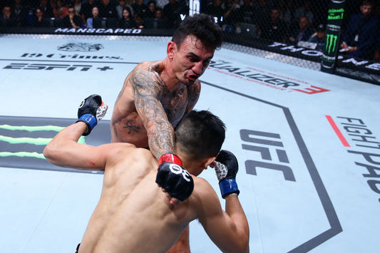 Max Holloway delivers knockout blow